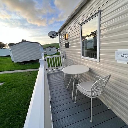 Newquay Bay Resort - Spacious - Sleeps 6 - Close To Porth Beach Exterior photo