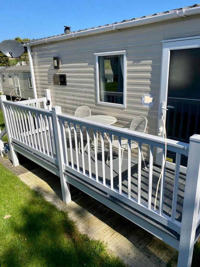 Newquay Bay Resort - Spacious - Sleeps 6 - Close To Porth Beach Exterior photo